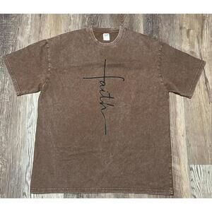 E#653-XL-cotton 100%, super soft, super comfy, graphic tee